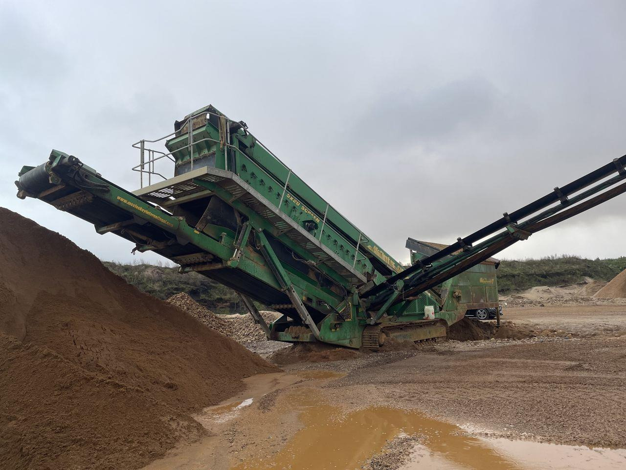 McCloskey S190 - Peneira vibratória: foto 1 McCloskey S190 - Peneira vibratória: foto 1