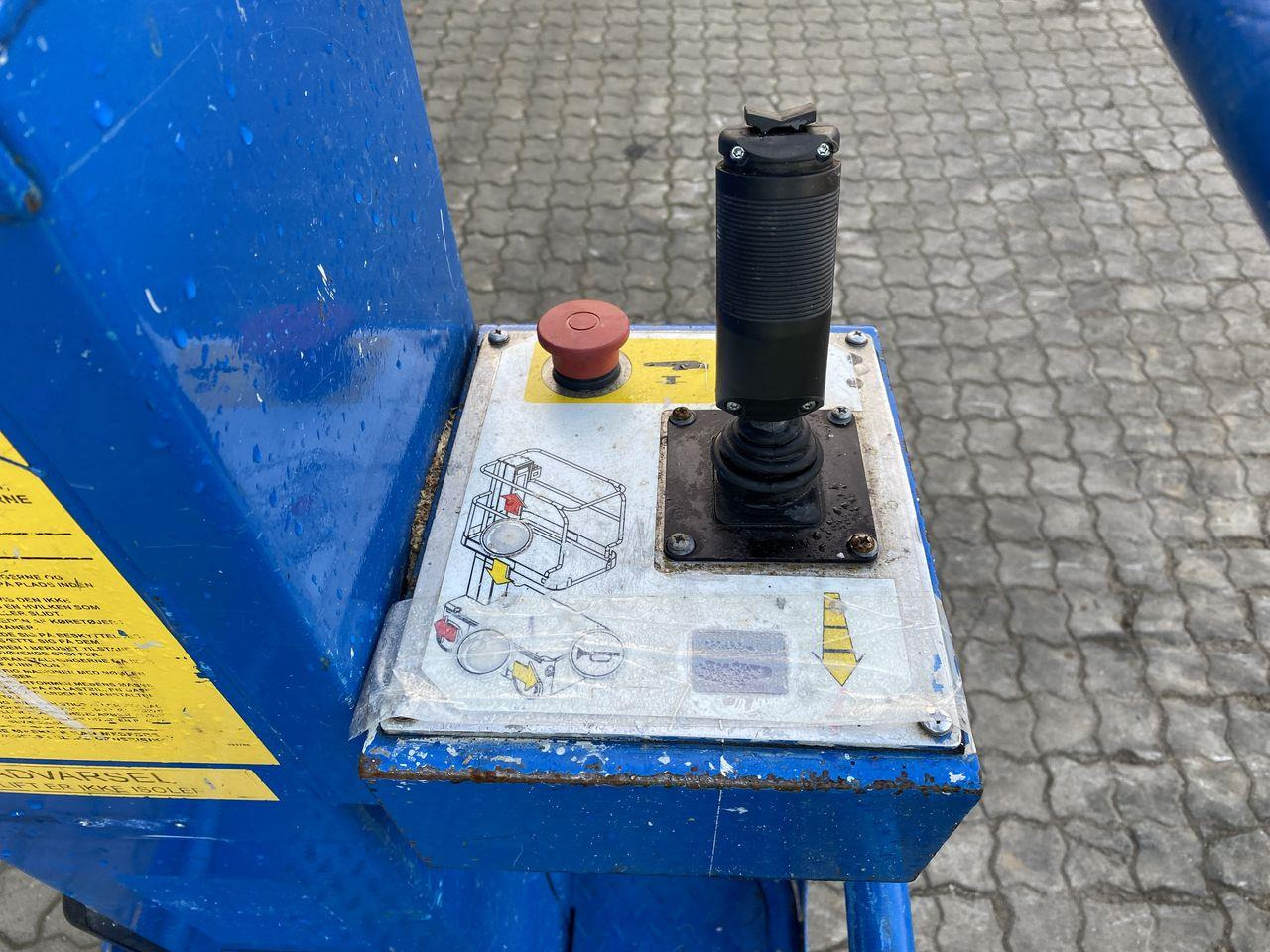 Snorkel TM12 - Plataforma de mastro vertical: foto 3 Snorkel TM12 - Plataforma de mastro vertical: foto 3