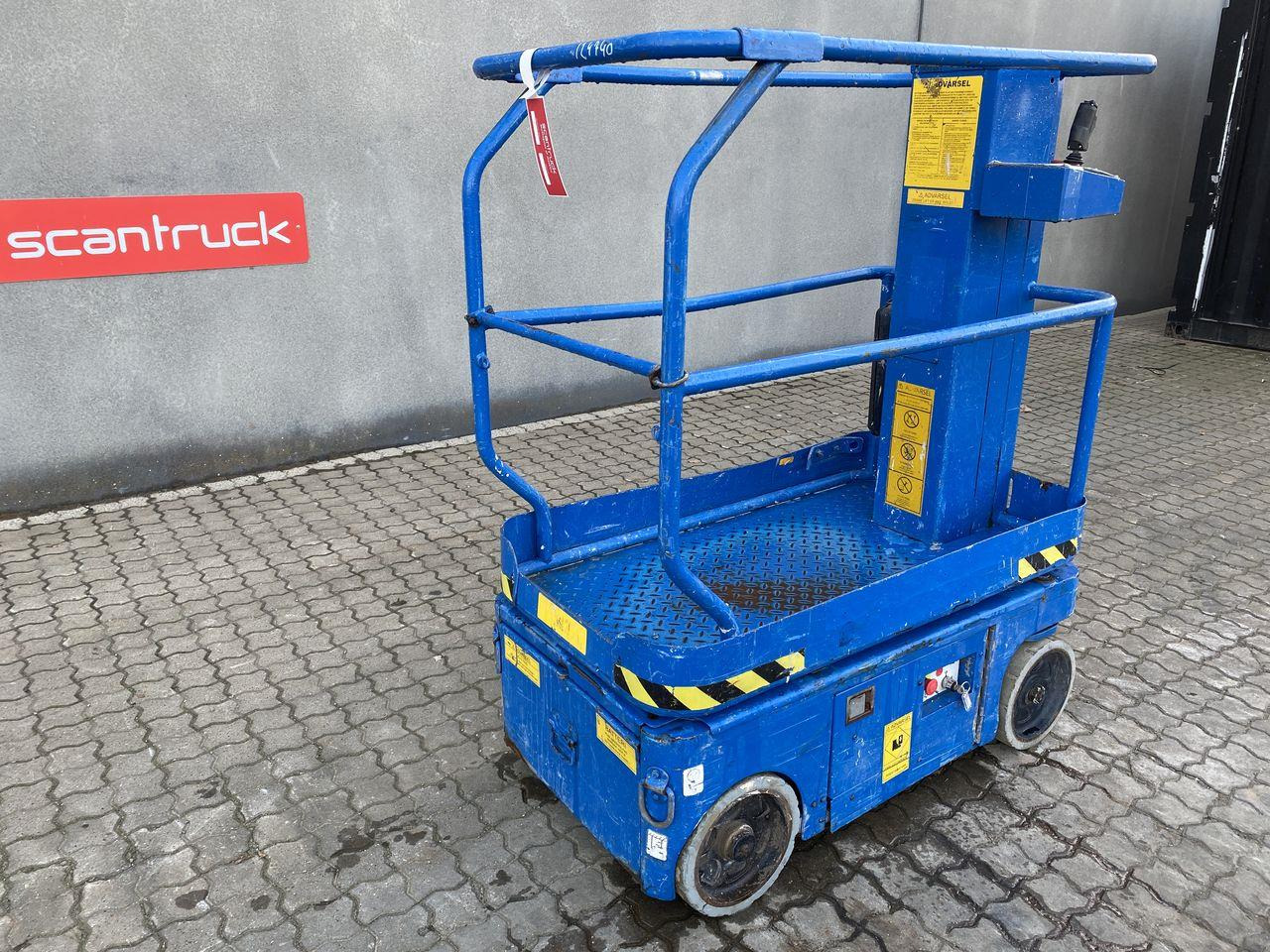 Snorkel TM12 - Plataforma de mastro vertical: foto 1 Snorkel TM12 - Plataforma de mastro vertical: foto 1