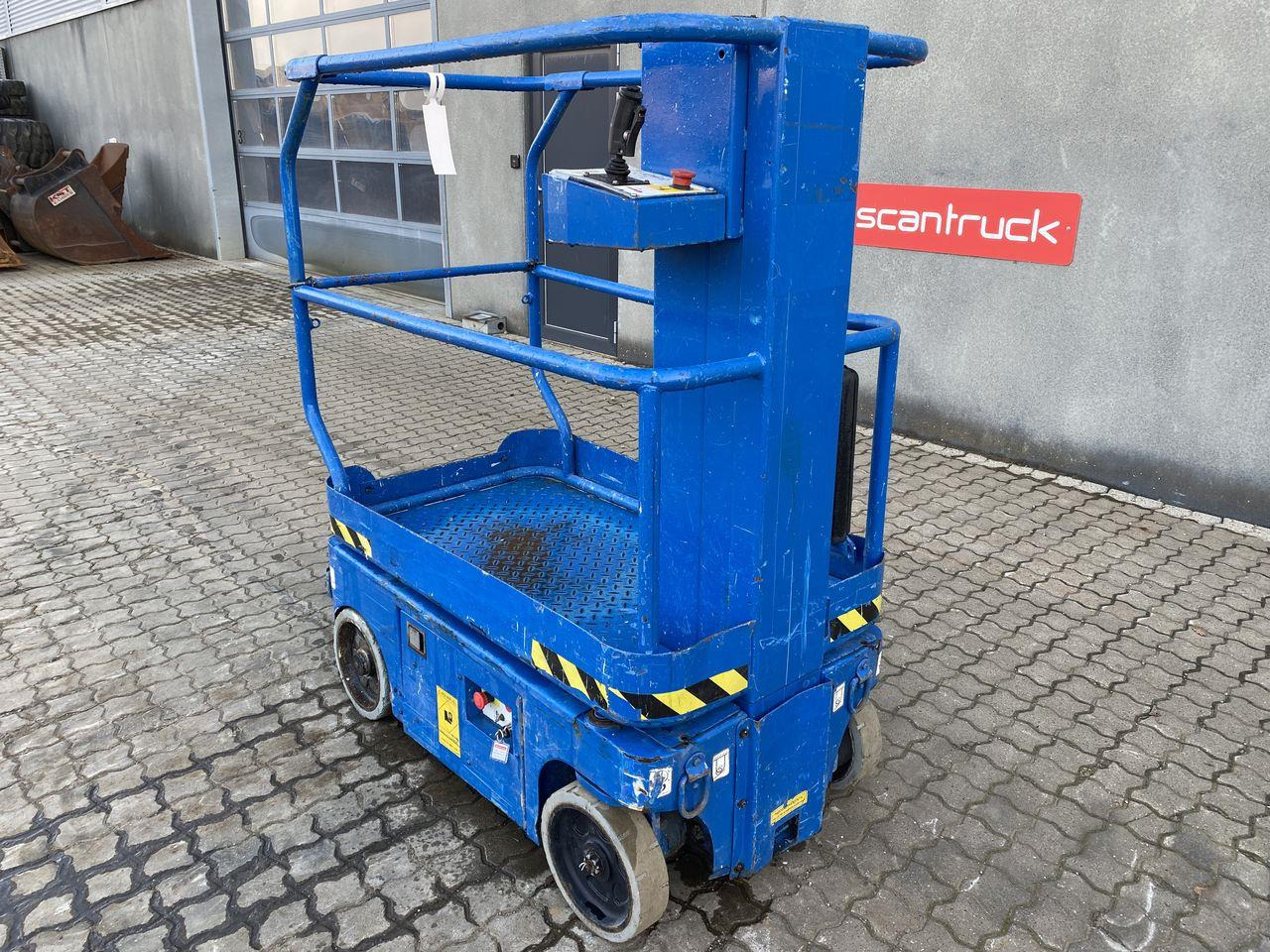 Snorkel TM12 - Plataforma de mastro vertical: foto 2 Snorkel TM12 - Plataforma de mastro vertical: foto 2