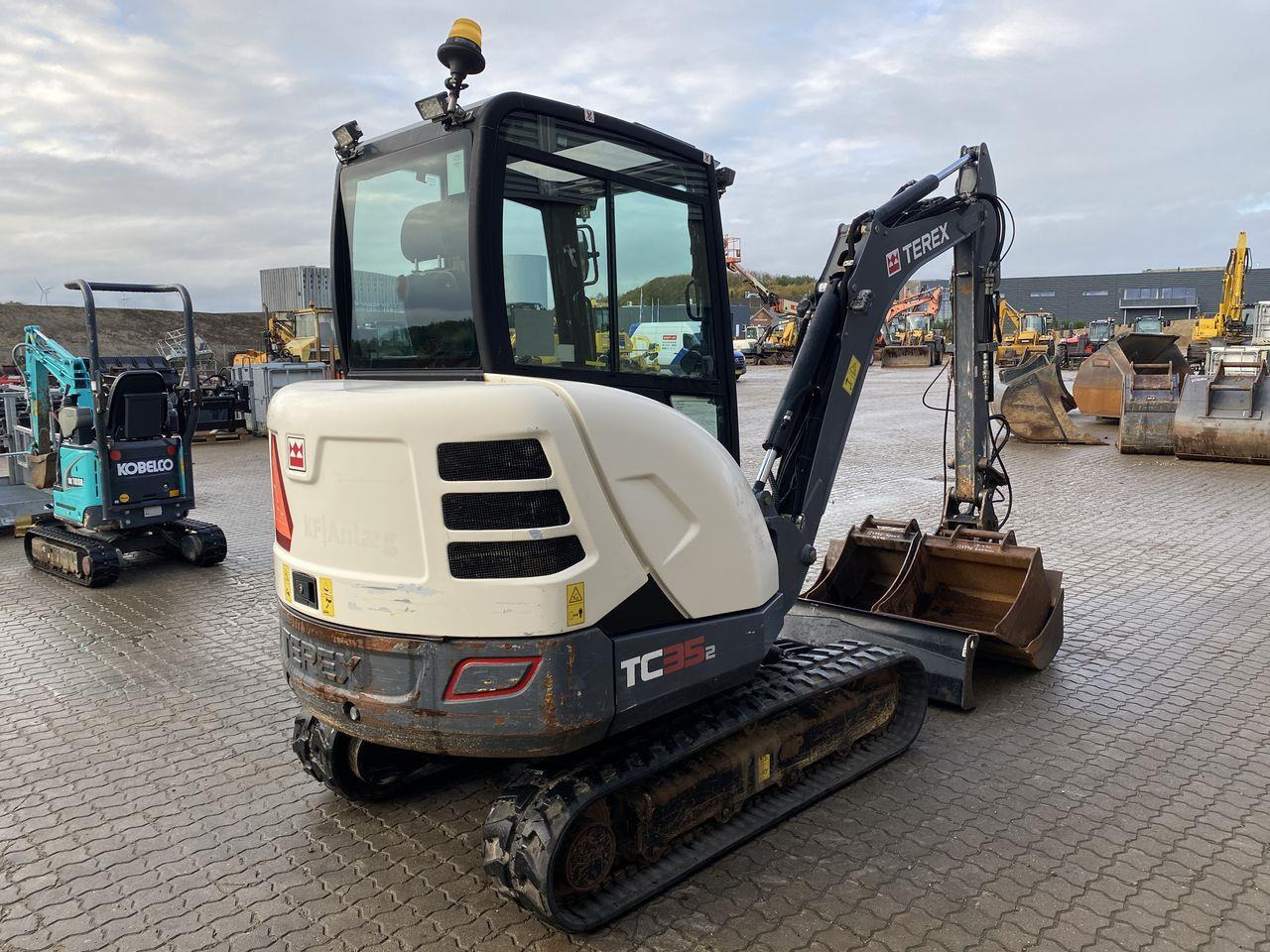 Terex TC35-2 - Mini escavadeira: foto 4 Terex TC35-2 - Mini escavadeira: foto 4