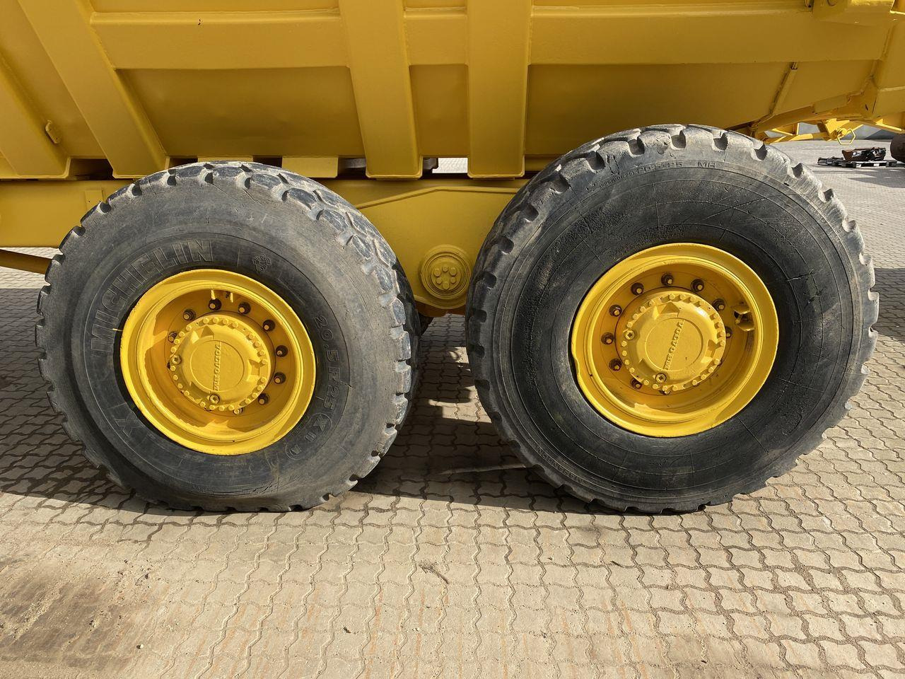 Caminhão articulado Volvo A20: foto 7