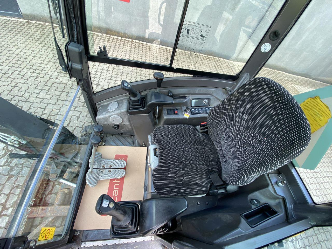 Volvo ECR25 - Mini escavadeira: foto 3 Volvo ECR25 - Mini escavadeira: foto 3