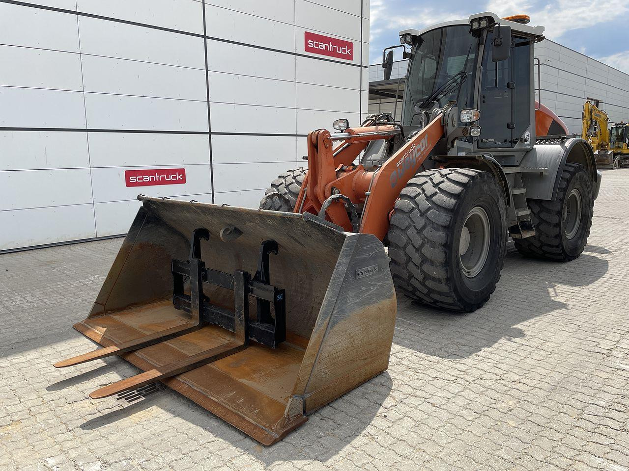 Weycor AR250E - Carregadeira de rodas: foto 1 Weycor AR250E - Carregadeira de rodas: foto 1