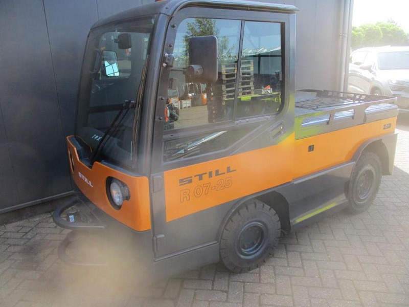 Still R07-25 - Trator elétrics: foto 1 Still R07-25 - Trator elétrics: foto 1