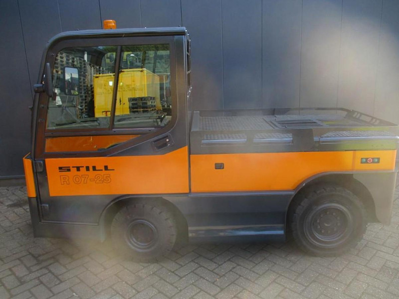 Still R07-25 - Trator elétrics: foto 3 Still R07-25 - Trator elétrics: foto 3