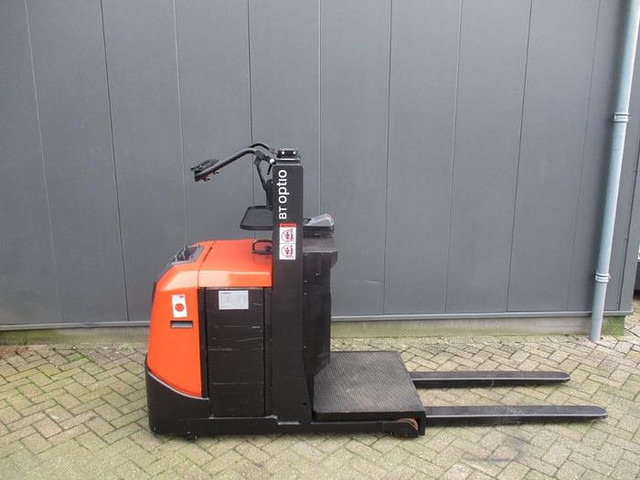 Toyota OSE 100W - Order-picker: foto 1 Toyota OSE 100W - Order-picker: foto 1