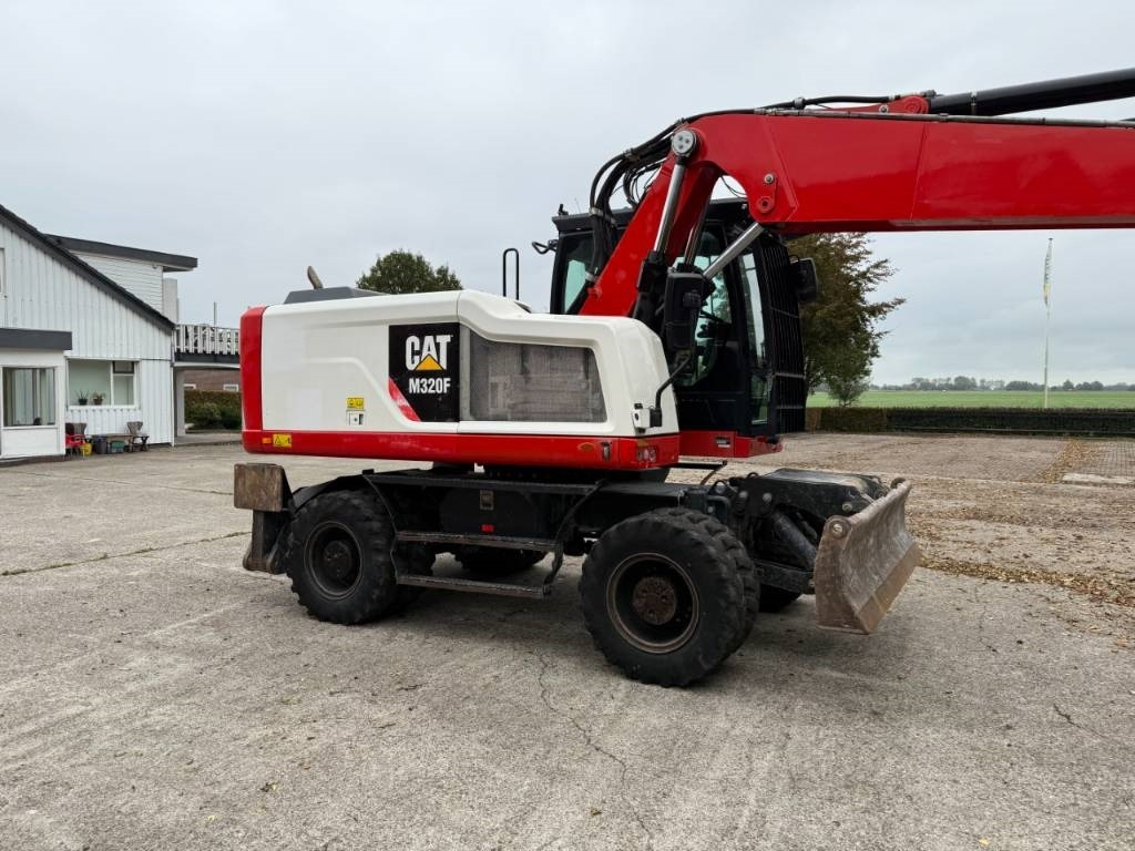 CAT M320F - Escavadeira de rodas: foto 5 CAT M320F - Escavadeira de rodas: foto 5