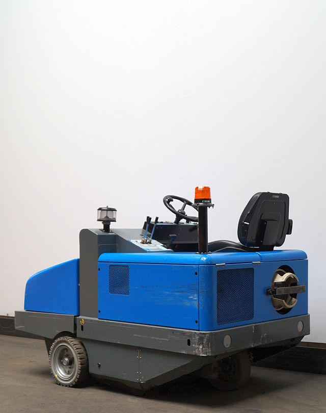 Isal PB155 LPG - Varredora industrial: foto 2 Isal PB155 LPG - Varredora industrial: foto 2