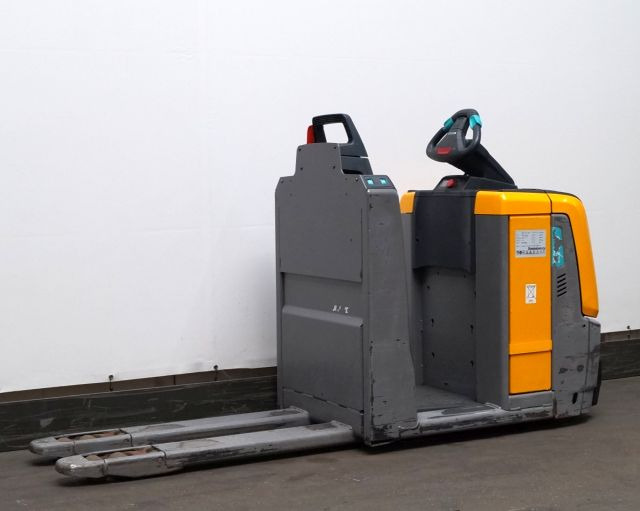 Jungheinrich ECE220 - Order-picker: foto 1 Jungheinrich ECE220 - Order-picker: foto 1