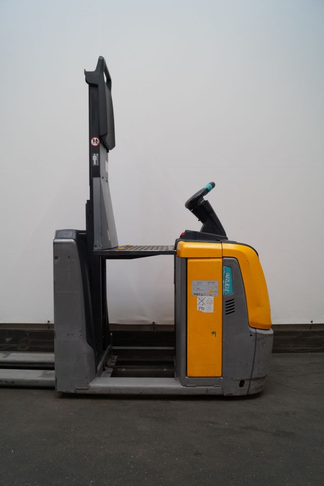 Jungheinrich ECE220HP - Order-picker: foto 3 Jungheinrich ECE220HP - Order-picker: foto 3