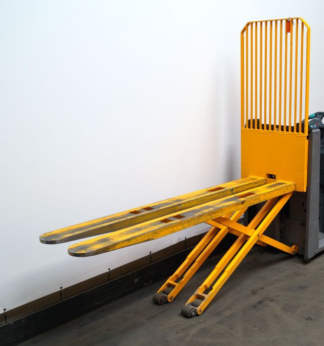 Jungheinrich ECE320 - Order-picker: foto 5 Jungheinrich ECE320 - Order-picker: foto 5