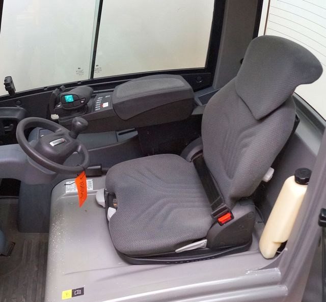 Jungheinrich EFG216 - Empilhadeira elétrica: foto 3 Jungheinrich EFG216 - Empilhadeira elétrica: foto 3