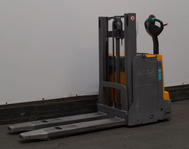 Jungheinrich EJD118 - Stacker: foto 1 Jungheinrich EJD118 - Stacker: foto 1