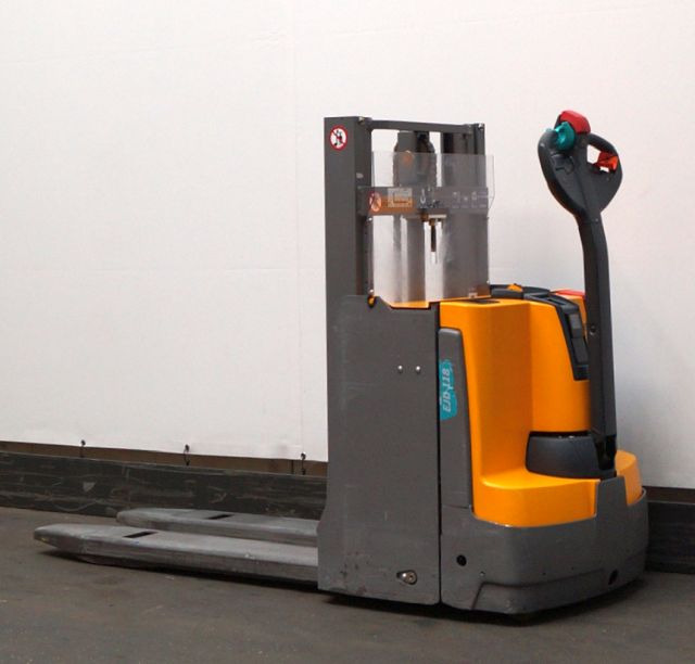 Jungheinrich EJD118 - Stacker: foto 2 Jungheinrich EJD118 - Stacker: foto 2