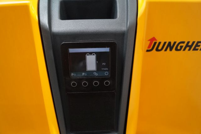 Jungheinrich EJD118 - Stacker: foto 4 Jungheinrich EJD118 - Stacker: foto 4