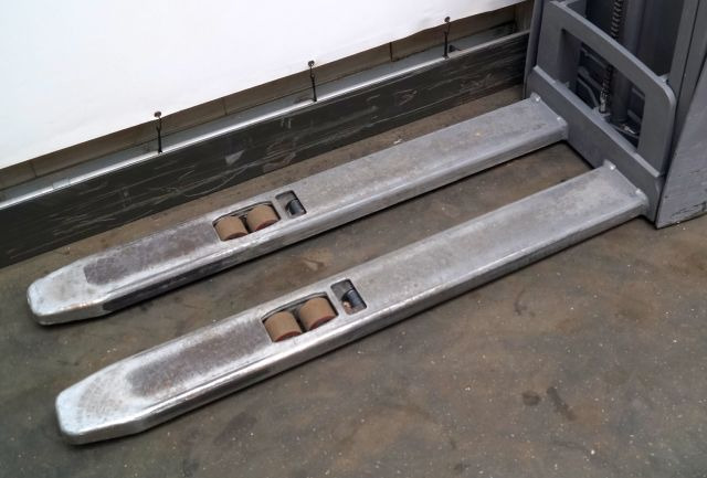 Jungheinrich ERD220 - Stacker: foto 3 Jungheinrich ERD220 - Stacker: foto 3