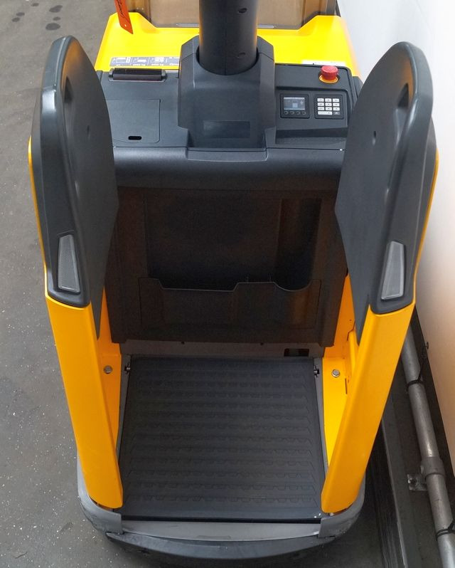 Jungheinrich ERD220 - Stacker: foto 3 Jungheinrich ERD220 - Stacker: foto 3