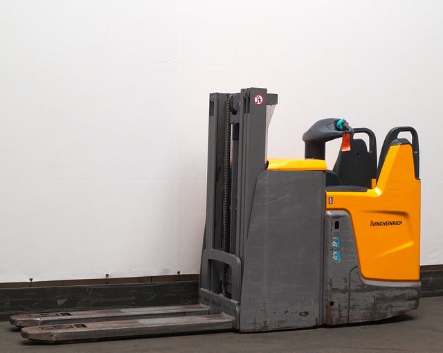 Jungheinrich ERD220 - Stacker: foto 1 Jungheinrich ERD220 - Stacker: foto 1