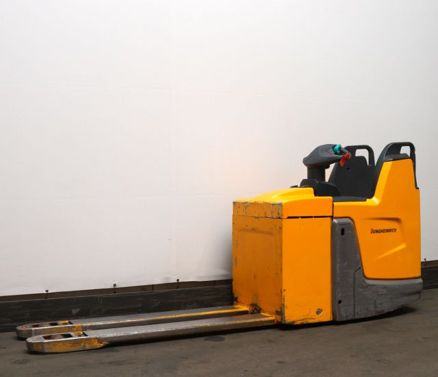 Jungheinrich ERE225 - Porta-palete: foto 1 Jungheinrich ERE225 - Porta-palete: foto 1