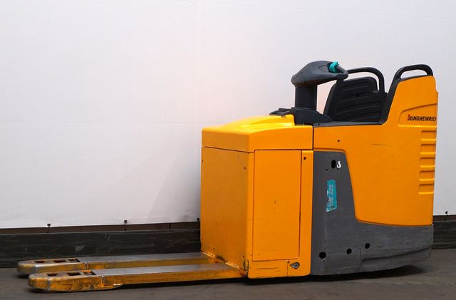 Jungheinrich ERE225 - Porta-palete: foto 1 Jungheinrich ERE225 - Porta-palete: foto 1