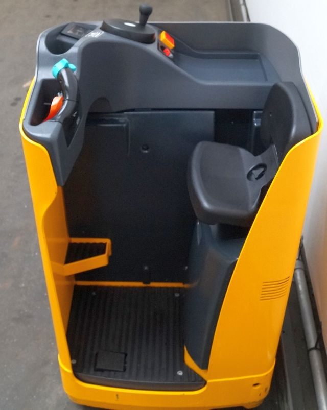 Jungheinrich ESE120 - Porta-palete: foto 4 Jungheinrich ESE120 - Porta-palete: foto 4