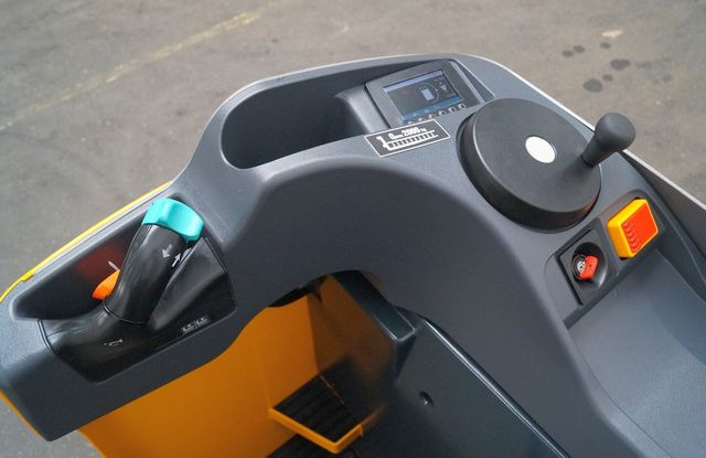 Jungheinrich ESE120 - Porta-palete: foto 5 Jungheinrich ESE120 - Porta-palete: foto 5