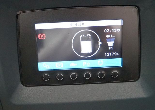 Jungheinrich ETV214 - Empilhador retráctil: foto 4 Jungheinrich ETV214 - Empilhador retráctil: foto 4