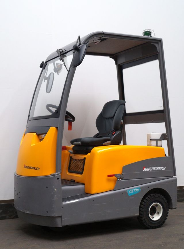 Jungheinrich EZS570 - Trator elétrics: foto 1 Jungheinrich EZS570 - Trator elétrics: foto 1