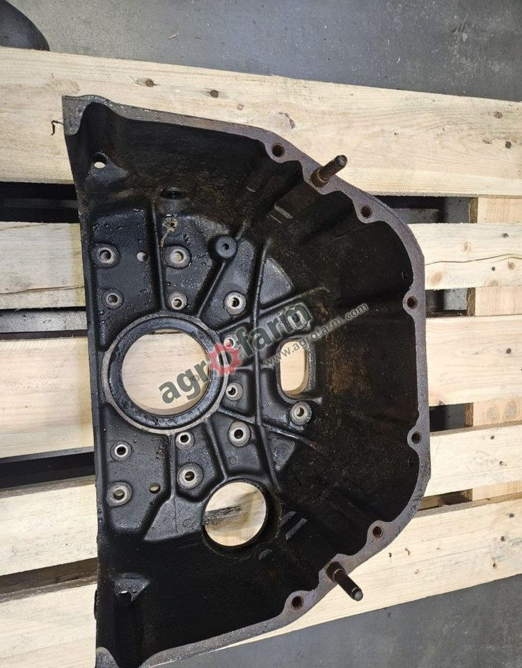 Obudowa koła zamachowego Valtra N91, N101, N111 - Caixa de câmbio: foto 2 Obudowa koła zamachowego Valtra N91, N101, N111 - Caixa de câmbio: foto 2