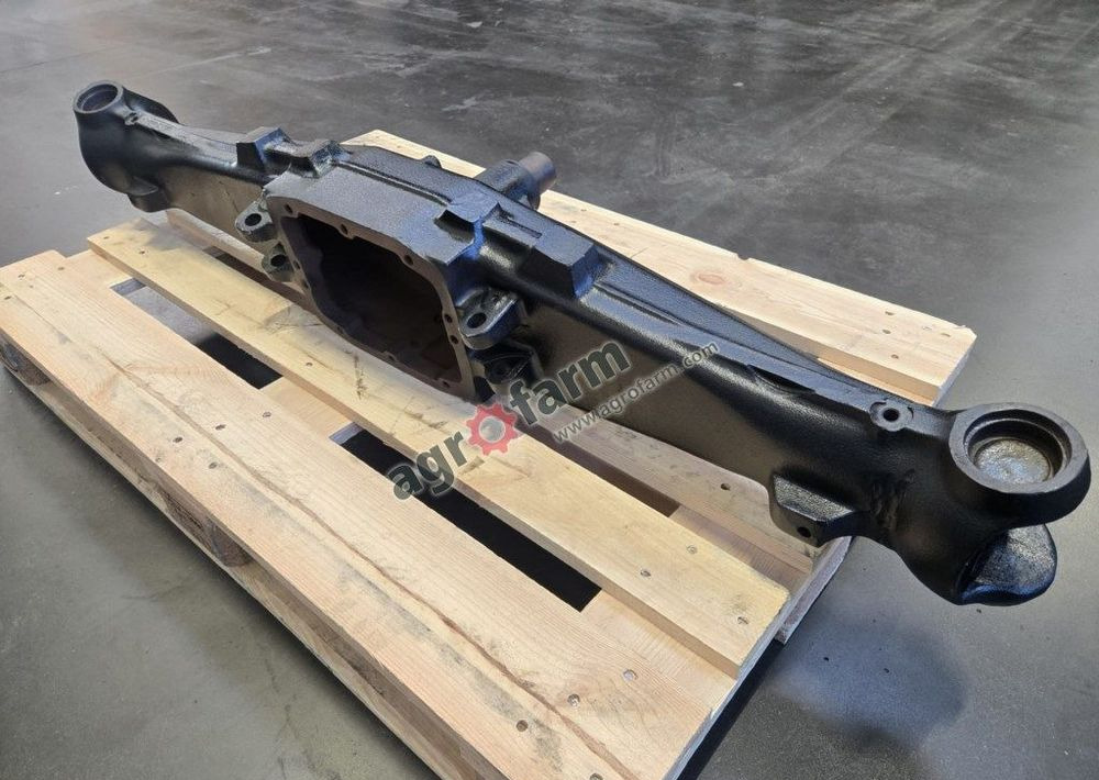 Obudowa przedniego mostu, New Holland L75, TL - Transmissão: foto 3 Obudowa przedniego mostu, New Holland L75, TL - Transmissão: foto 3