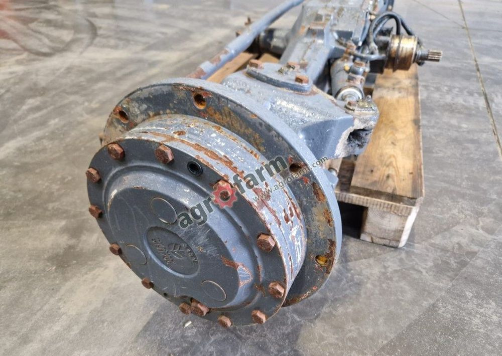 Przedni most New Holland TS100 - Transmissão: foto 3 Przedni most New Holland TS100 - Transmissão: foto 3