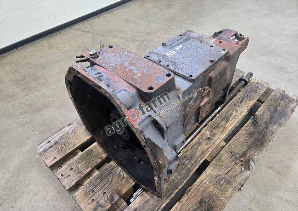 SKRZYNIA BIEGÓW FIAT 110-90 DT 5127407 - Caixa de câmbio: foto 2 SKRZYNIA BIEGÓW FIAT 110-90 DT 5127407 - Caixa de câmbio: foto 2