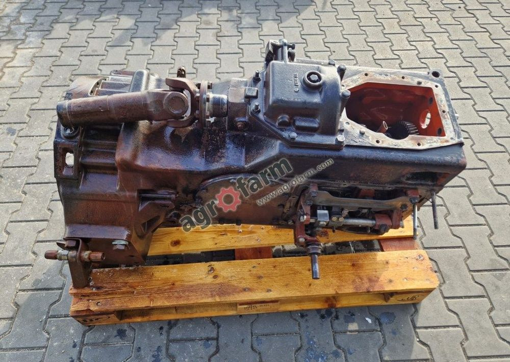 Skrzynia biegów Deutz DX 6.30 - Caixa de câmbio: foto 2 Skrzynia biegów Deutz DX 6.30 - Caixa de câmbio: foto 2