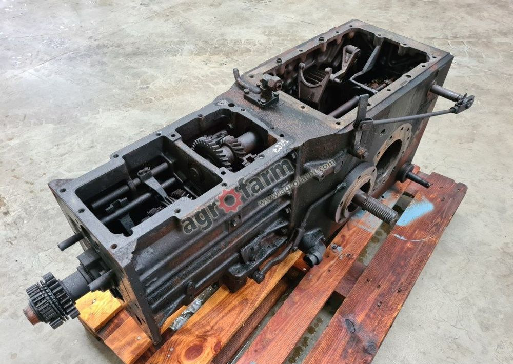 Skrzynia biegów, most tylny Renault 75-34 - Caixa de câmbio: foto 4 Skrzynia biegów, most tylny Renault 75-34 - Caixa de câmbio: foto 4