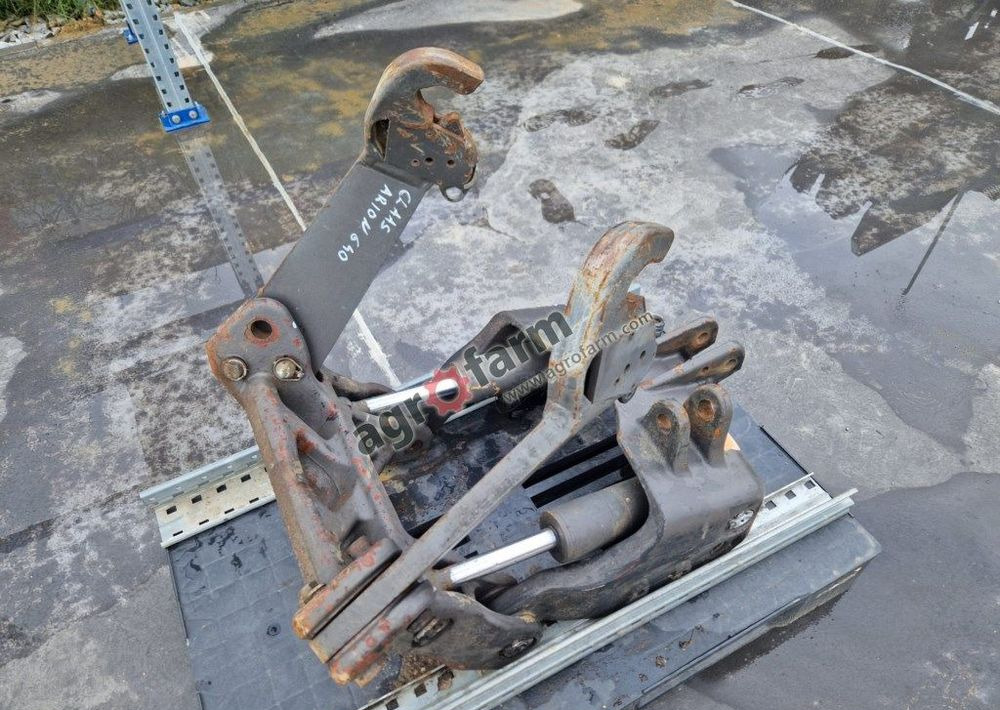 TUZ, przedni podnośnik Claas Arion 640 610 540 530 - Acoplamento rápido de Trator: foto 1 TUZ, przedni podnośnik Claas Arion 640 610 540 530 - Acoplamento rápido de Trator: foto 1