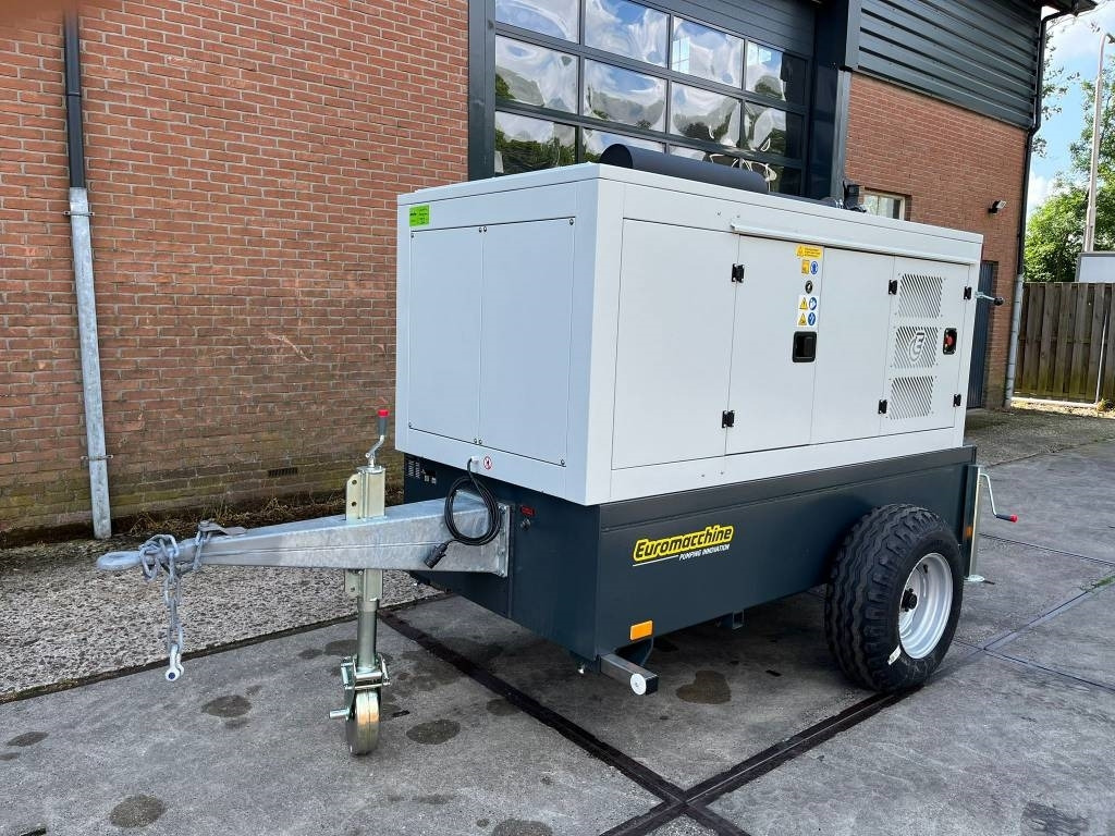 Euromacchinery EMP02 stationaire diesel - Equipamento para irrigação: foto 1 Euromacchinery EMP02 stationaire diesel - Equipamento para irrigação: foto 1