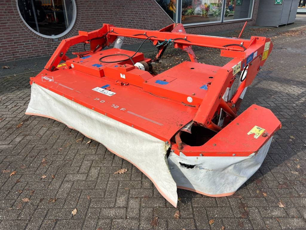 Kuhn GMD 702 F maaier  - Gadanheira: foto 1 Kuhn GMD 702 F maaier  - Gadanheira: foto 1