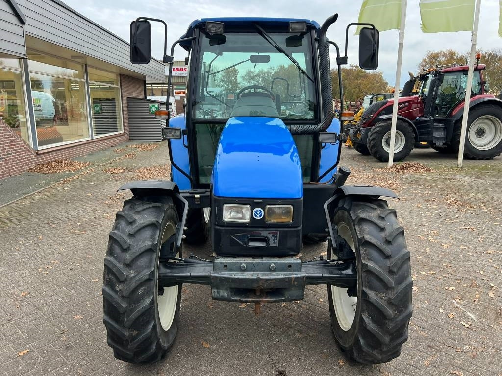 New Holland TL 90 trekker - Trator: foto 4 New Holland TL 90 trekker - Trator: foto 4