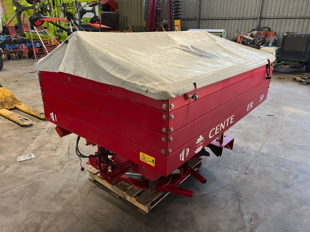 Tulip SE 3000 kunstmest strooier - Distribuidor de fertilizantes: foto 4 Tulip SE 3000 kunstmest strooier - Distribuidor de fertilizantes: foto 4