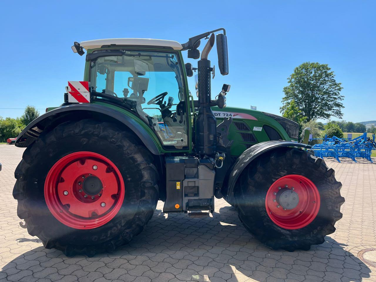 Fendt 724 Vario S4 - Trator: foto 2 Fendt 724 Vario S4 - Trator: foto 2