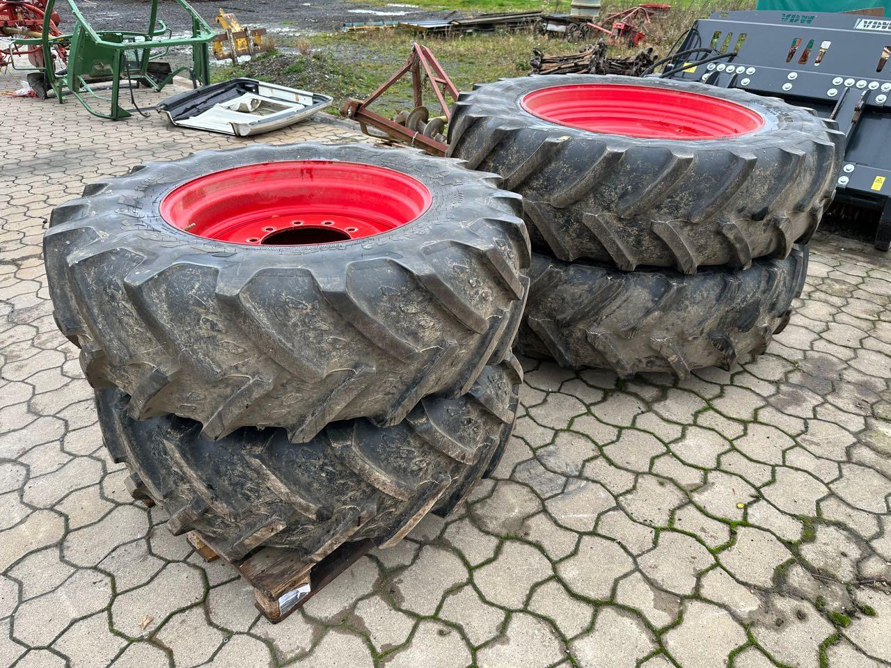 Firestone Komplettsatz 420/85 R30 + 460/85 R42 - Pneu: foto 2 Firestone Komplettsatz 420/85 R30 + 460/85 R42 - Pneu: foto 2