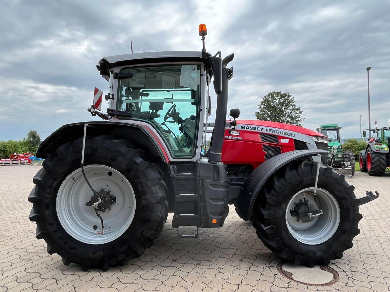 Massey Ferguson 8S.265 Dyna E-Power Exclusive - Trator: foto 2 Massey Ferguson 8S.265 Dyna E-Power Exclusive - Trator: foto 2