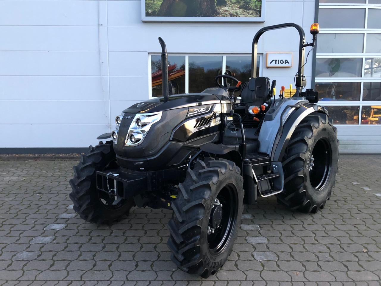 Solis 50 Stage V Panther - Trator: foto 2 Solis 50 Stage V Panther - Trator: foto 2