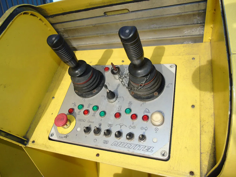 Caminhão DAF CF 65.280 + 33 METER + big platform persons /400kg: foto 11