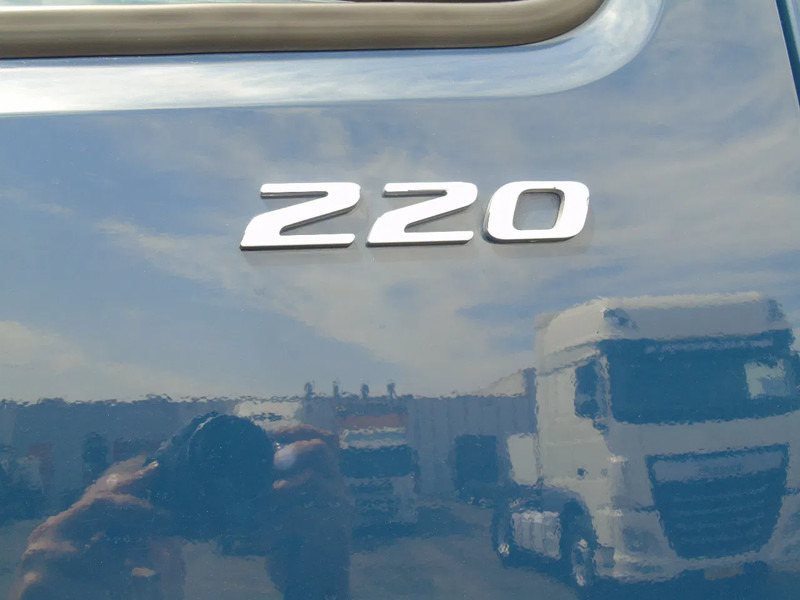 Caminhão frigorífico DAF CF 220 + CARRIER + EURO 6 + LIFT: foto 17