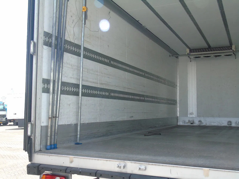Caminhão frigorífico DAF CF 220 + CARRIER + EURO 6 + LIFT: foto 7
