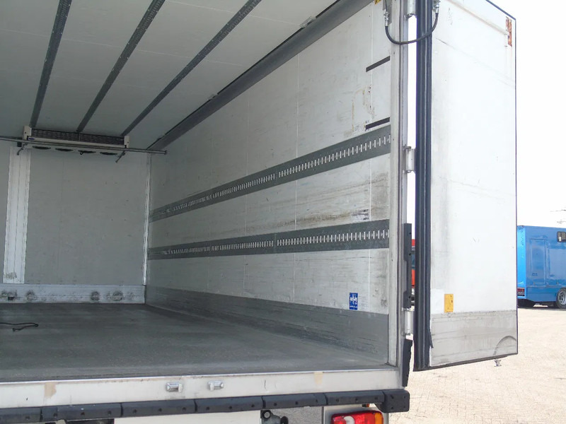 Caminhão frigorífico DAF CF 220 + CARRIER + EURO 6 + LIFT: foto 6
