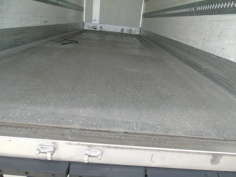Caminhão frigorífico DAF CF 220 + CARRIER + EURO 6 + LIFT: foto 18