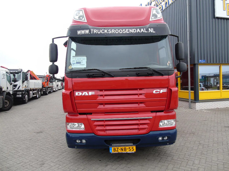 DAF CF 85.360 DAF CF85. 360 - Caminhão furgão: foto 3 DAF CF 85.360 DAF CF85. 360 - Caminhão furgão: foto 3